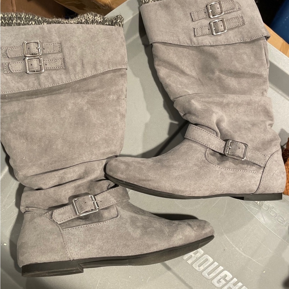 Grey suede flat boots